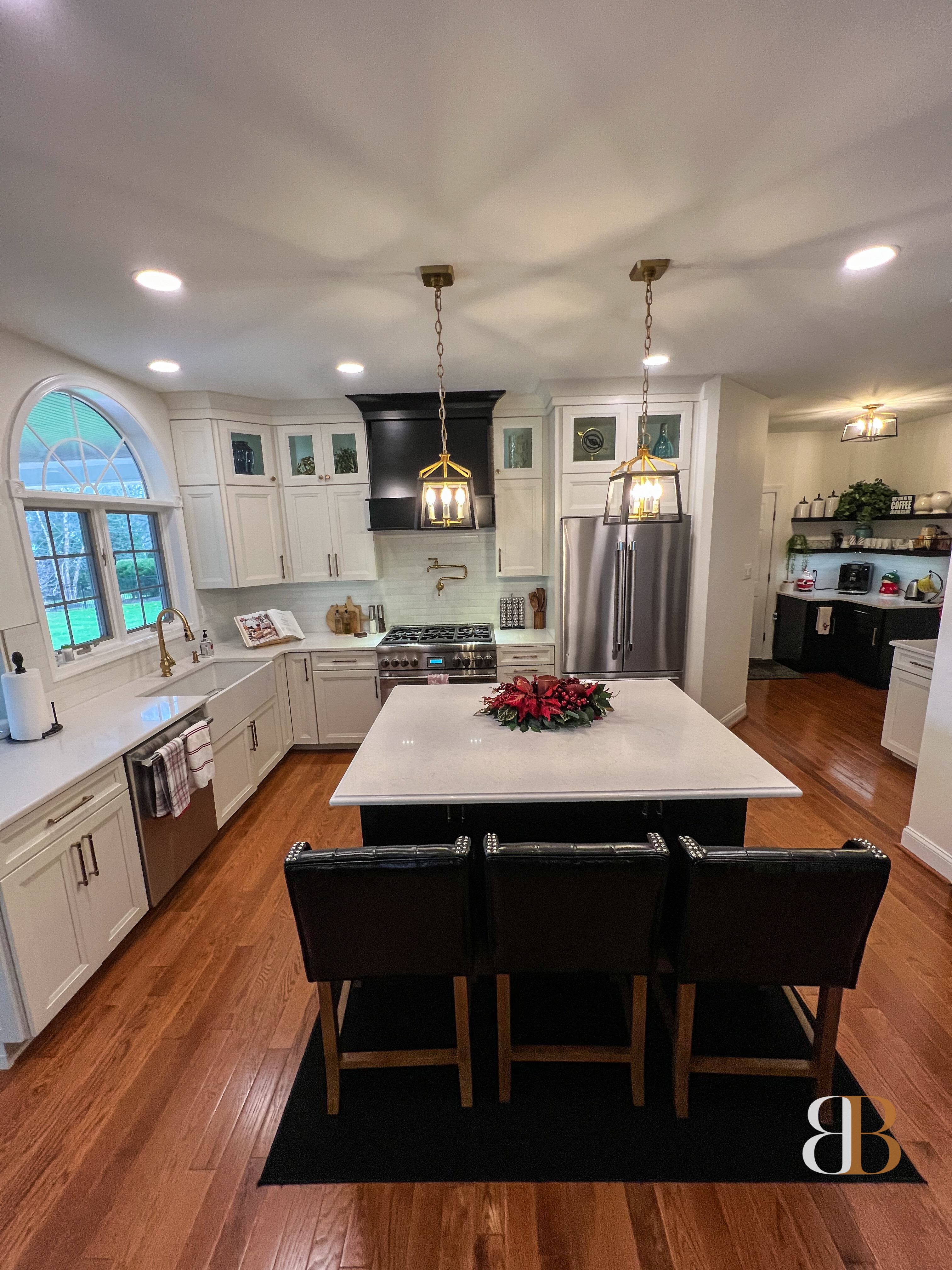 Contemporary kitchen remodel in Villanova by B&B Associates Creations — photo 6